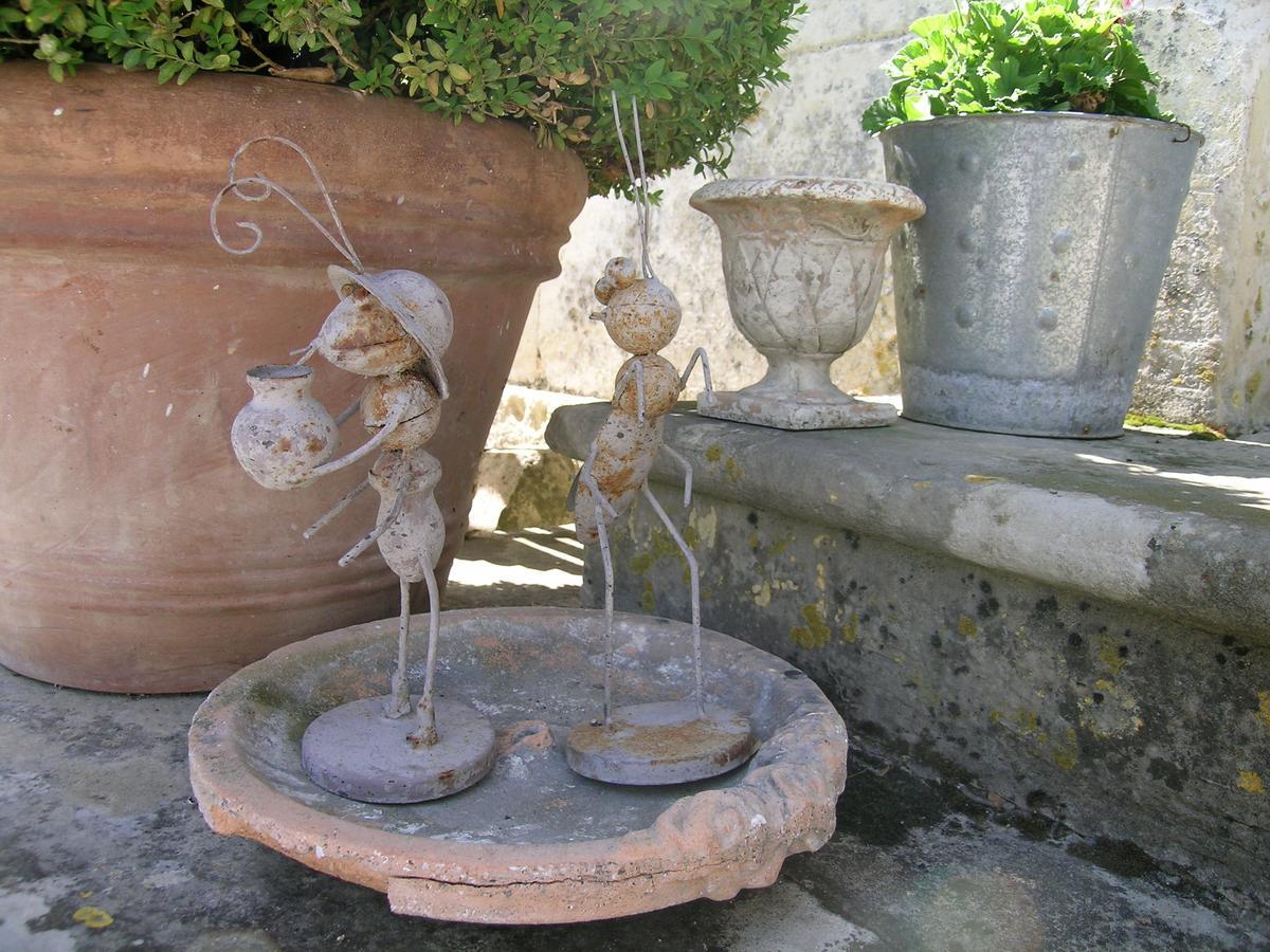 Les 2 Madeleine Bed & Breakfast Saint-Saturnin-du-Bois Bagian luar foto
